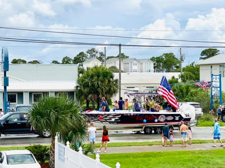 St.-George-Island-Independence-Day-Festivities-H3qDM0