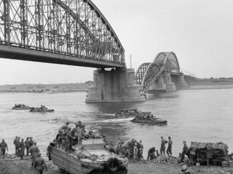 Special-Exhibit-on-Operation-Market-Garden-A-Bridge-Too-Far-tSuDSk